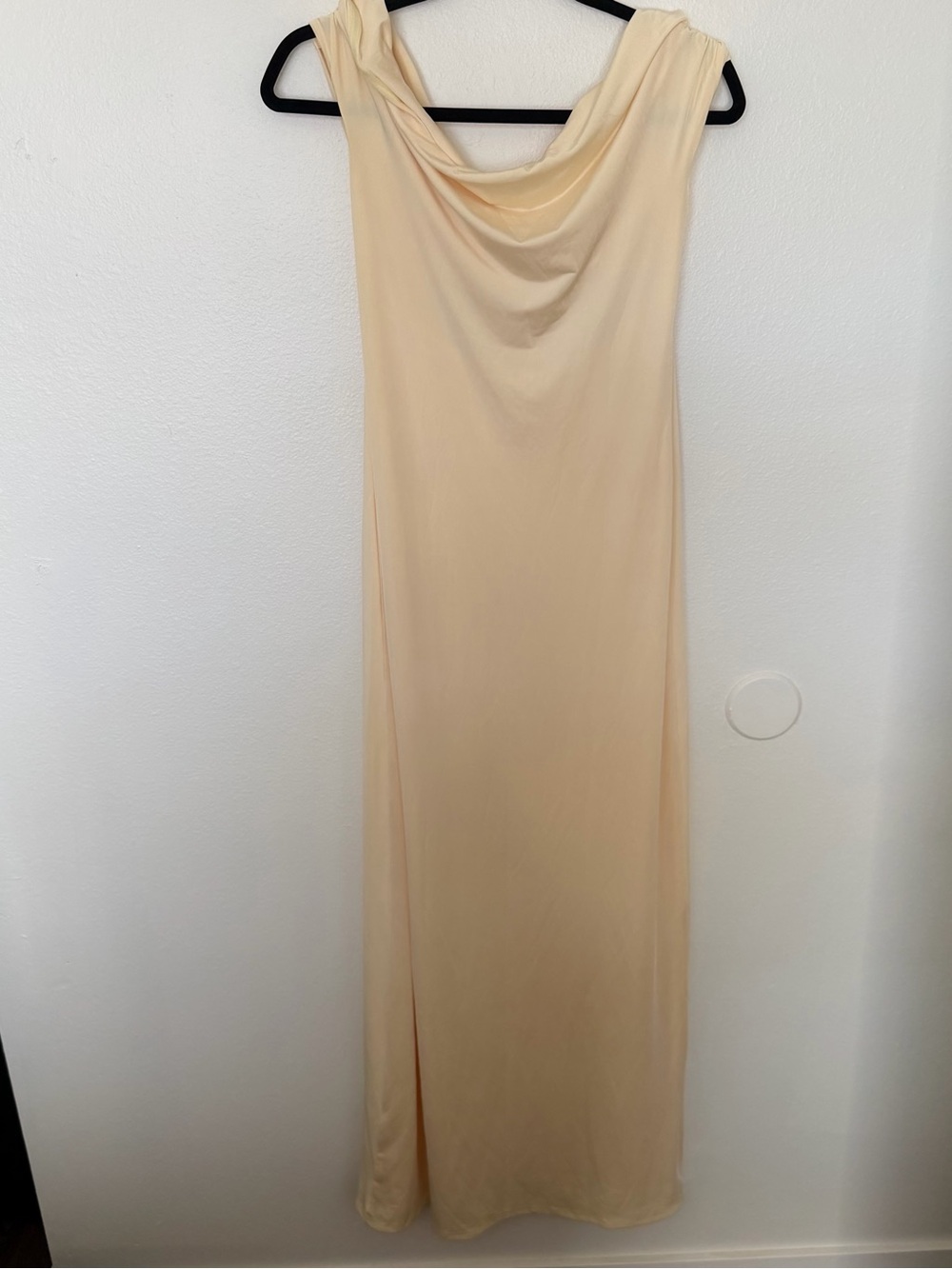 Meshki yellow off the shoulder cutout back Maxi Dress